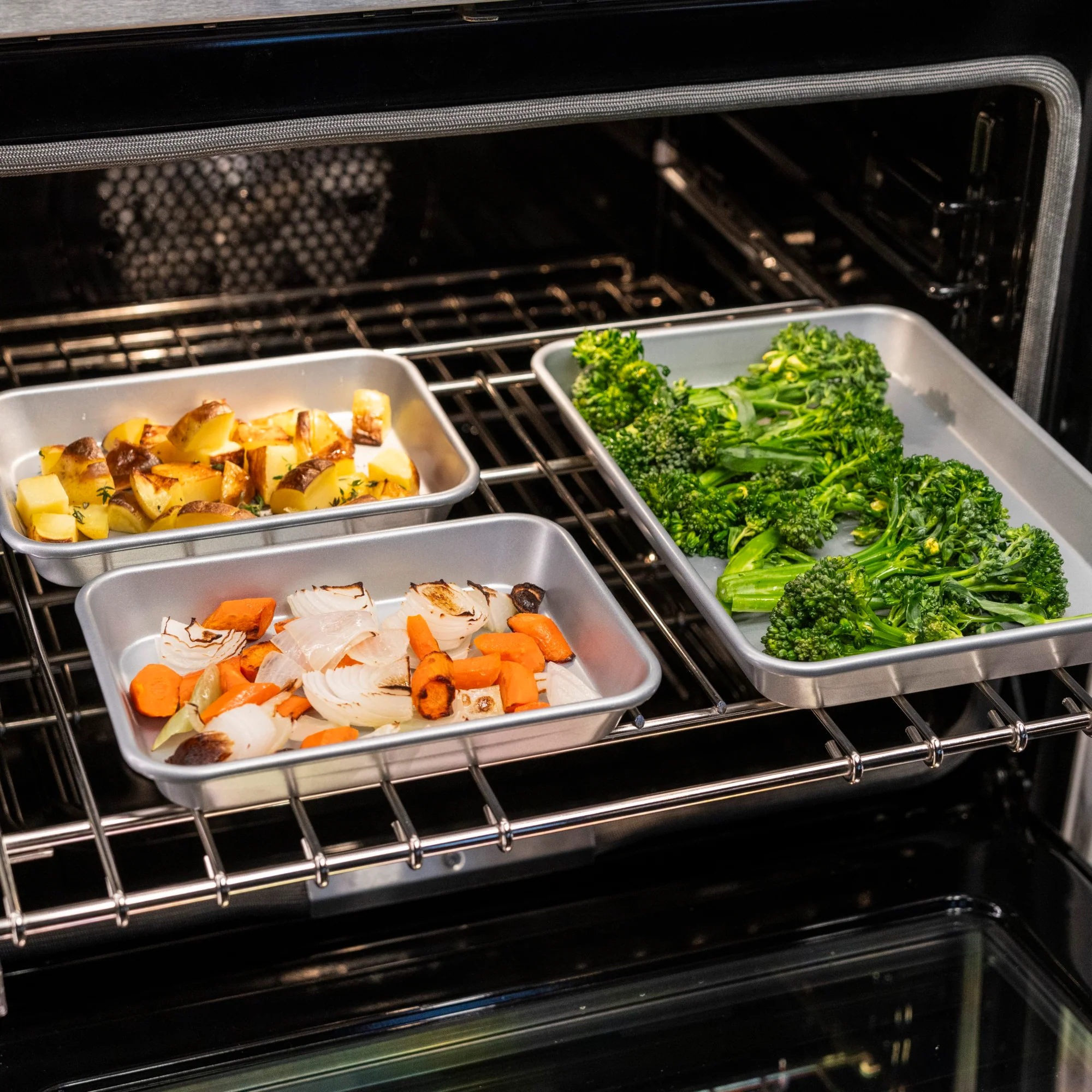 Viking Aluminized Steel Nonstick 3-pc Nesting Baking Sheet Set - Image 2