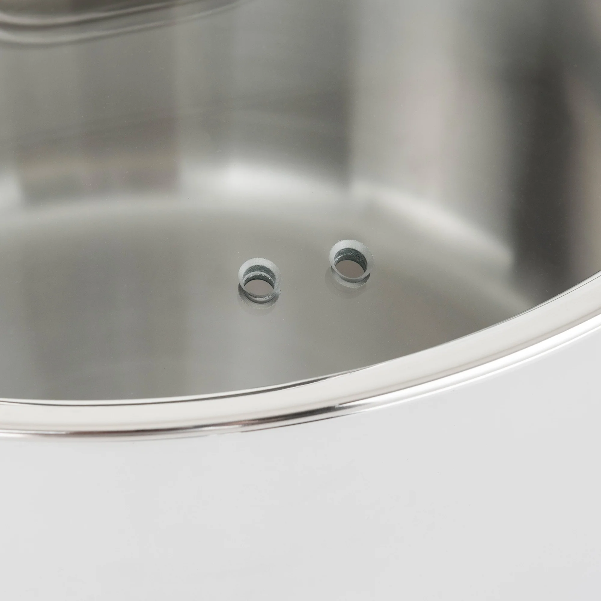 Viking Contemporary 3-Ply Stainless Steel 8-Quart Stock Pot - Image 5